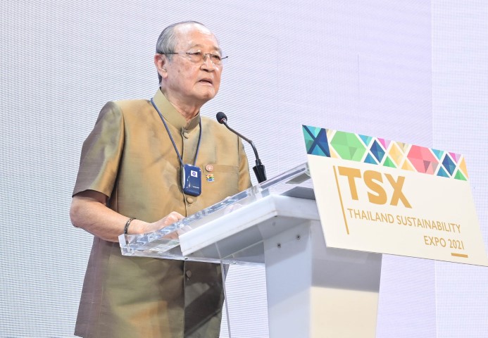 นายสุเมธ ตันติเวชกุล กรรมการและเลขาธิการมูลนิธิชัยพัฒนา เป็นประธานกล่าวในพิธีเปิดงาน Thailand Sustainability Expo ครั้งที่ 2 (TSX 2021) 